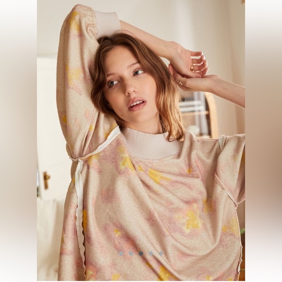 UO out from under seemed pullover sweatshirt - Picture 3 of 6